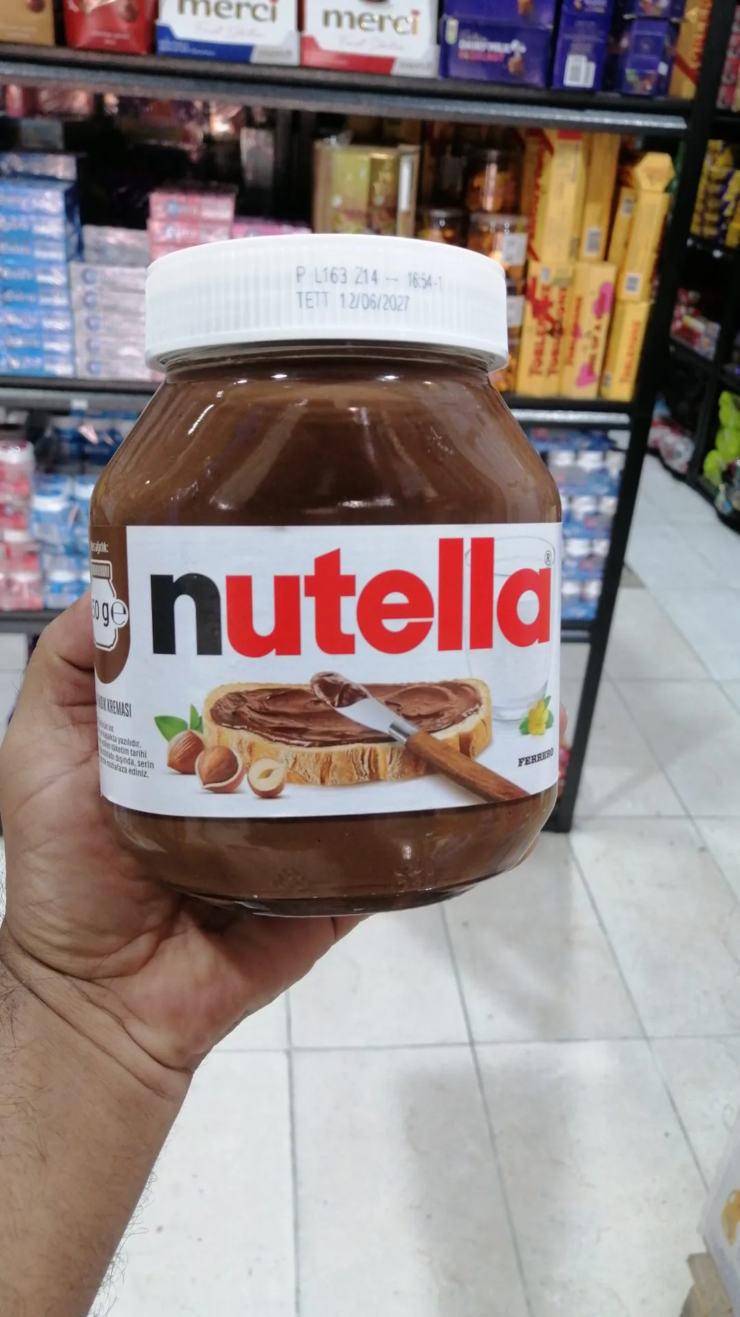 Nutella Hazelnut Spread 750g
